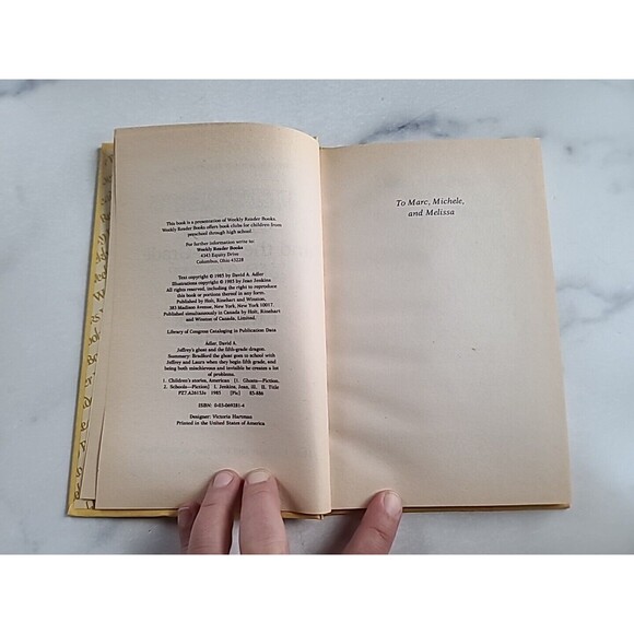 Jeffery's Ghost And The Fifth-Grade Dragon By David A. Adler - Picture 5 of 10